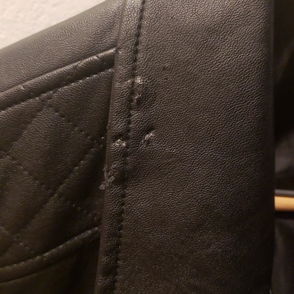 Leather jacket - Picture 3 of 3
